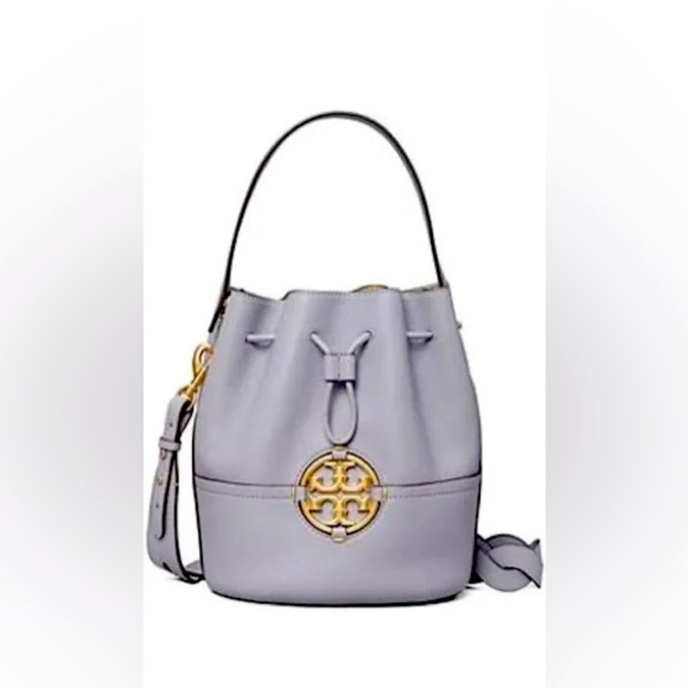 Tory Burch Miller bucket bag! Excellent used condition!!